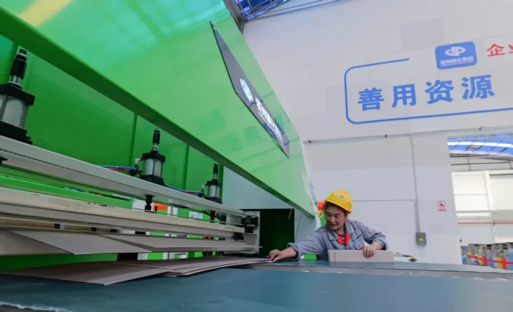 About Us corrugated plastic packaging production line at Xianghui Pack